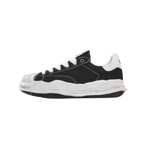 MIZUNO — SNEAKER