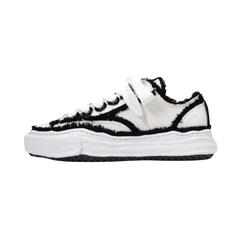 SUTORA — SNEAKER