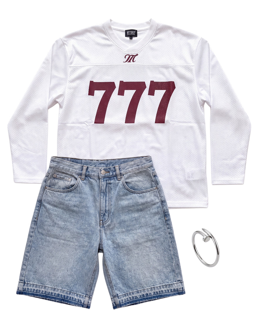 Viral Outfit 777 flat lay